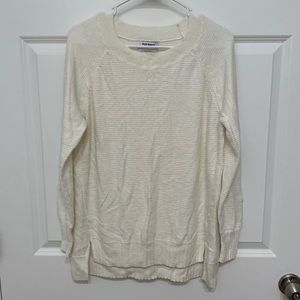 White Old Navy sweater. Size large.